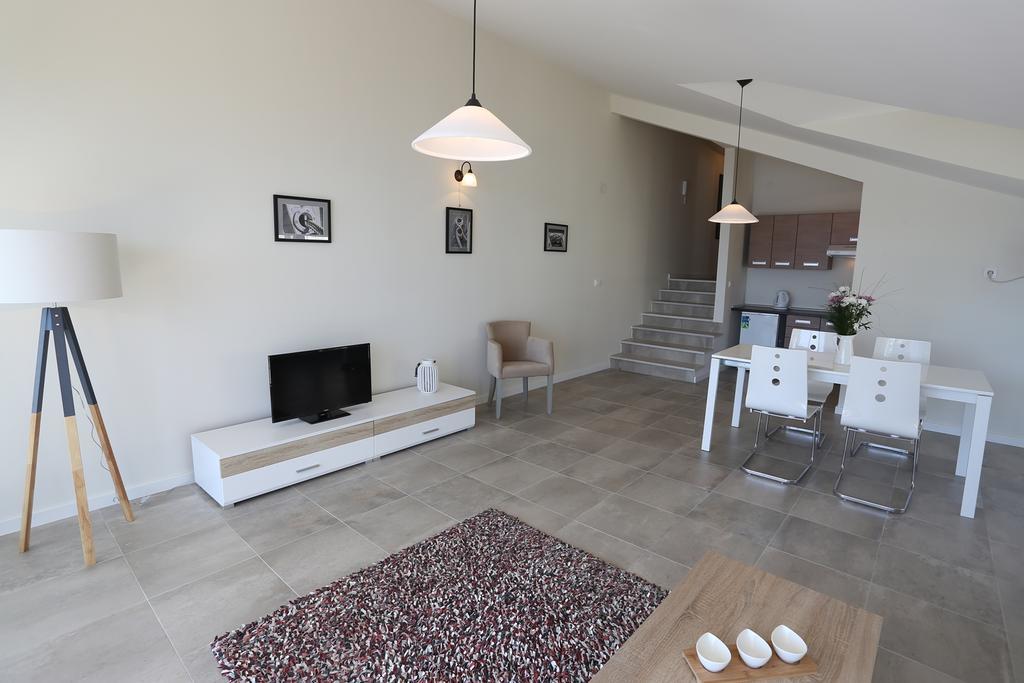 Adriadome Apartments Бієла Екстер'єр фото