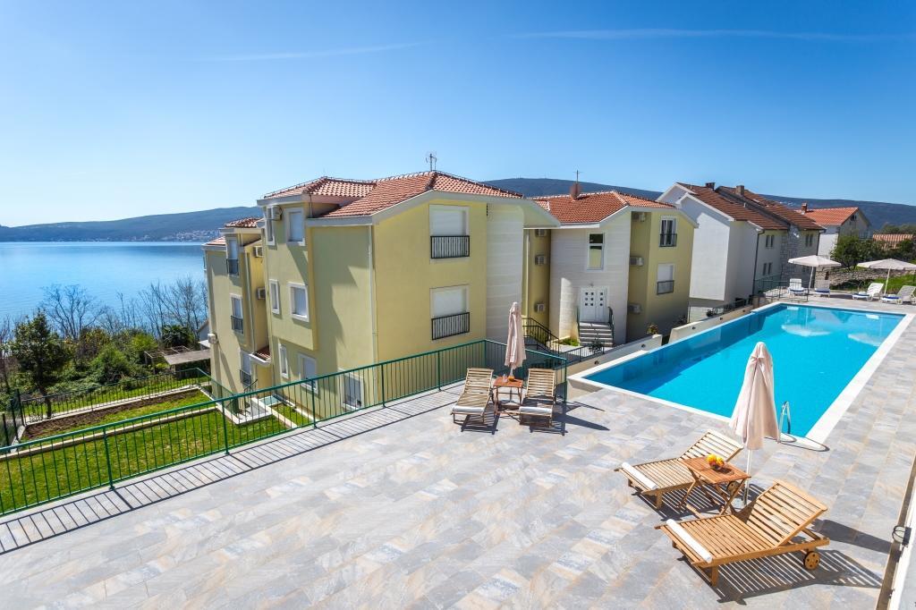 Adriadome Apartments Бієла Екстер'єр фото